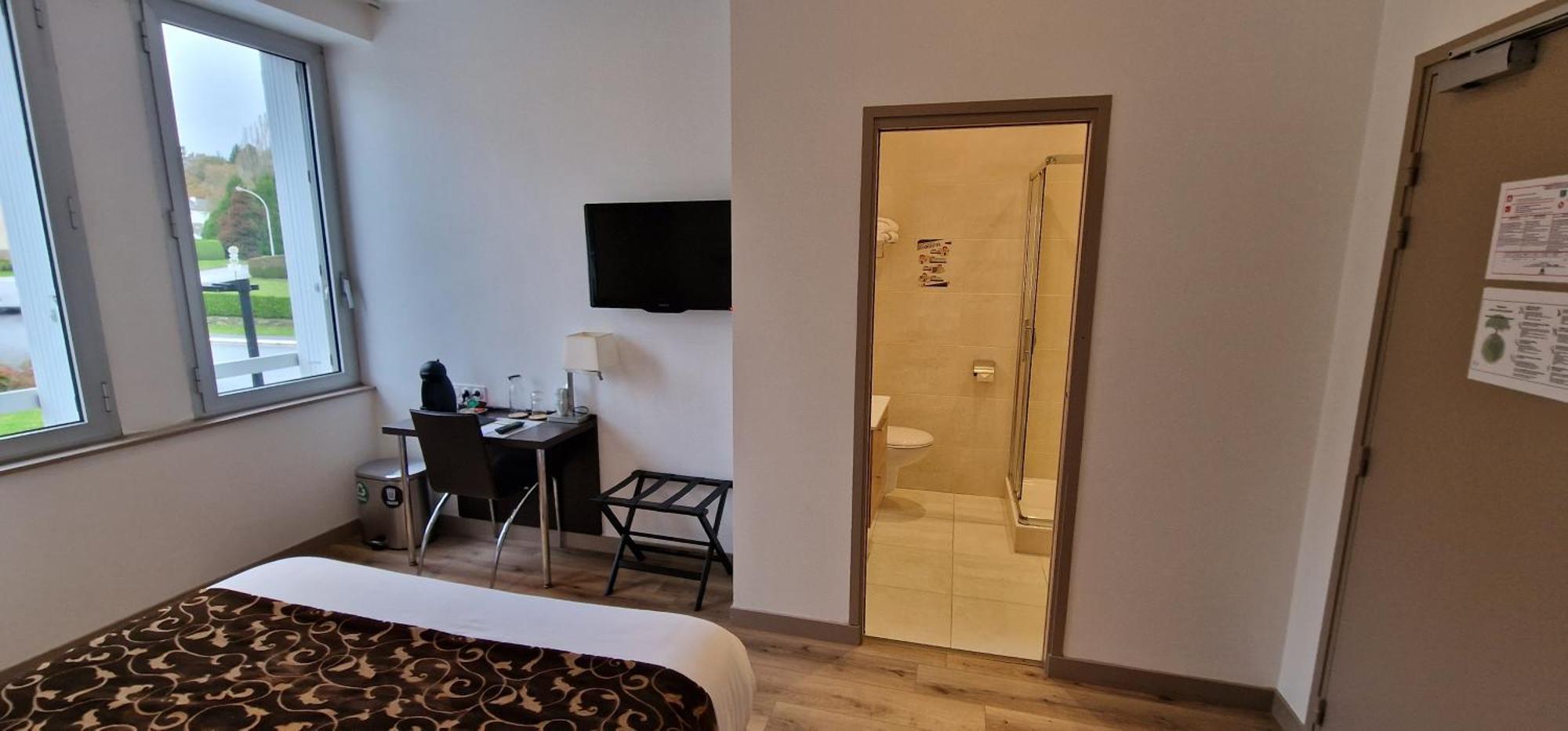 Hotel le Bellevue Guer Eksteriør billede