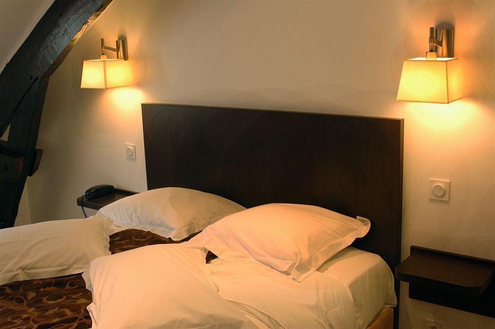 Hotel le Bellevue Guer Eksteriør billede