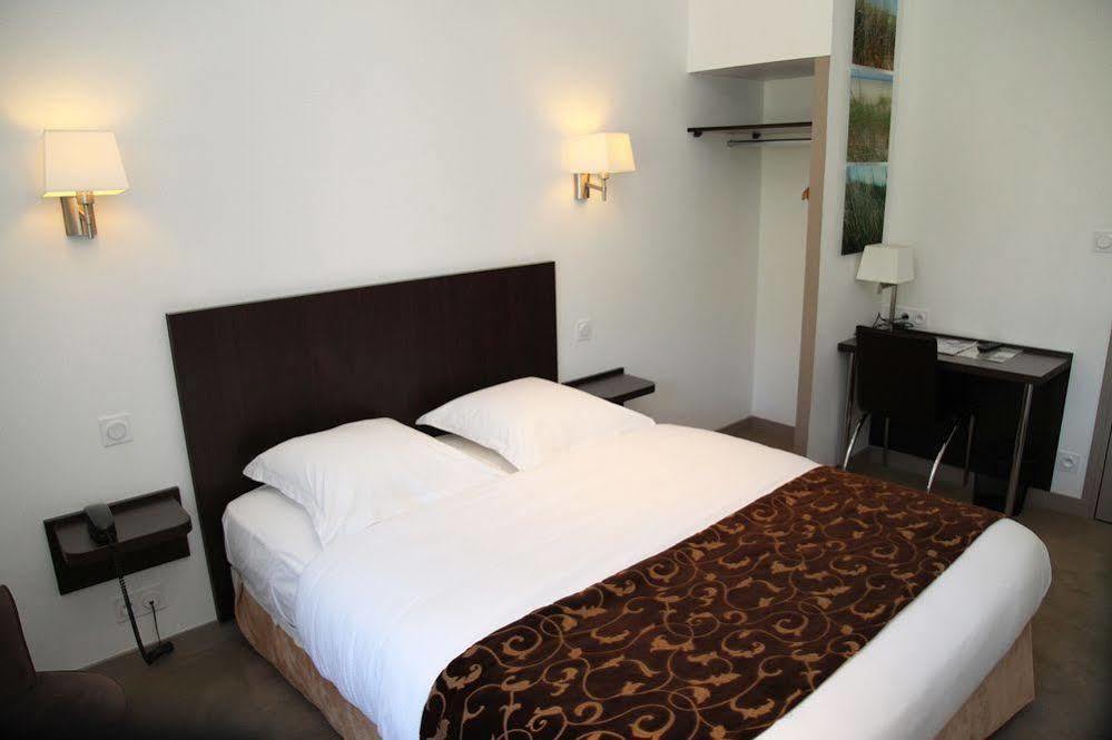 Hotel le Bellevue Guer Eksteriør billede
